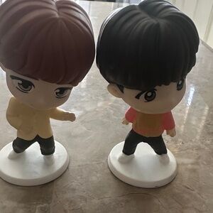 Charming Character Duo Figurines - Yellow and Pink happy meal toy for McDonald